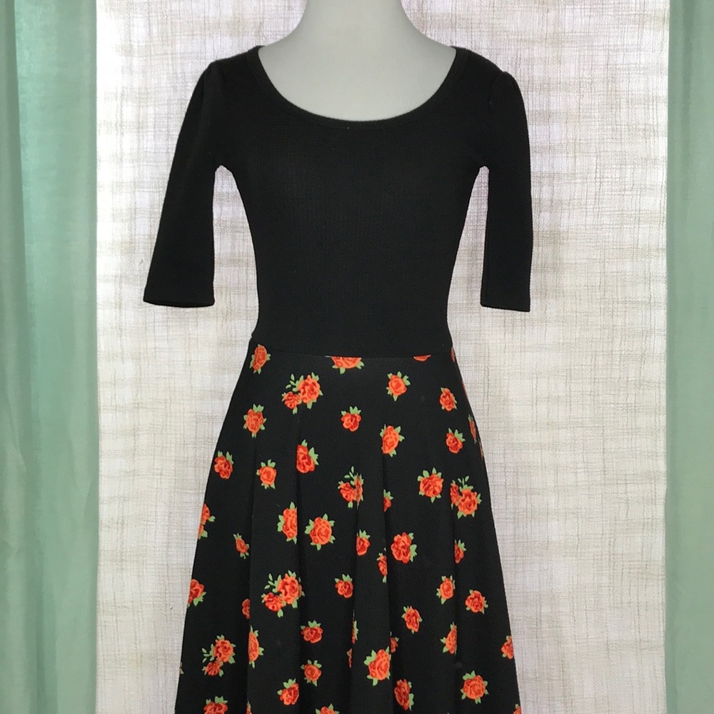 XXS LULAROE NICOLE